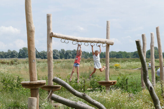 Ringen-ringstok-fitness-Robinia-Uniek-Speelprojecten